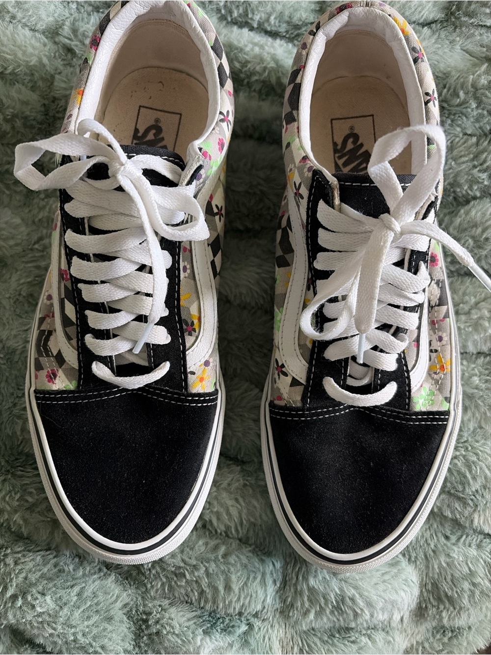 Vans Women's Black & White Floral-Accent Old Skool Sneakers